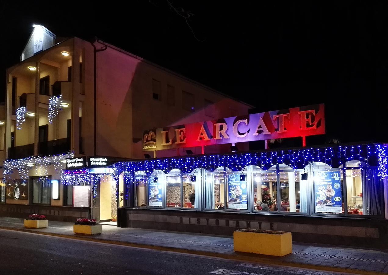 Отель Le Arcate Прая-а-Маре Экстерьер фото